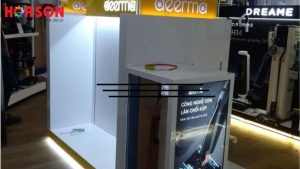 chon-mua-ke-dao-trung-bay-do-dien-giup-toi-uu-cho-khong-gian-cua-hang