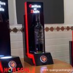 Kệ trưng bày rượu vang tô điểm không gian đẳng cấp hơn